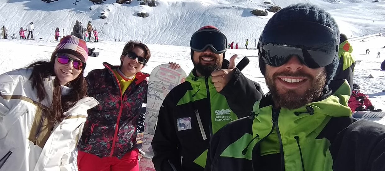 Esquí con amigos en Sierra Nevada